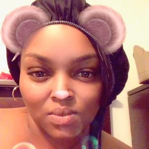 Meet your Posher, April